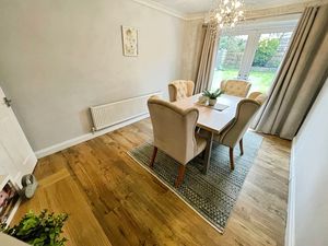 Dining Room - click for photo gallery